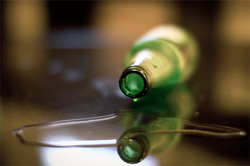 La ingesta de alcohol en la adolescencia aumenta las posibilidades de desarrollar en la edad adulta un consumo abusivo o una dependencia de bebidas alcohólicas